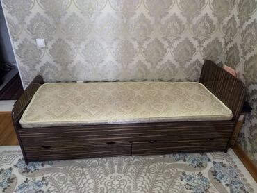 двух яростный кровати: Спальный гарнитур, Односпальная кровать, Б/у