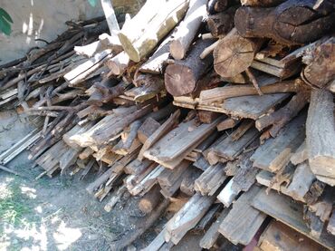 382 oglasa | lalafo.rs: Drva za ogrev - odpadna oko 3 metara kubna, kao sa slike (ima od