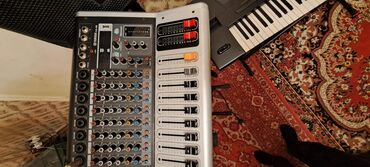 Sintezatorlar: Sintezator yoxdu,başqa gorunen her sey var hamisi birlikde — 2