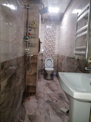 Uzunmüddətli kirayə mənzillər: Unvan xirdalan seheri 1 nomreli mekdebin yani 3 otaq tam esyali her -da lalafo.az — 4 Uzunmüddətli kirayə mənzillər: Unvan xirdalan seheri 1 nomreli mekdebin yani 3 otaq tam esyali her — 4