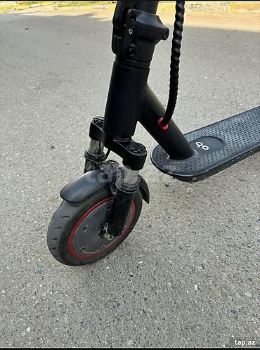 velosiped 3 teker: Elektrikli Skuter Satılır tek problemi arxa teker patlaqdı 40 m lıq — 4