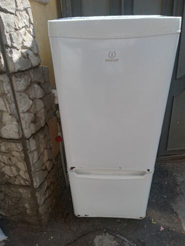 Separatorlar: İşlənmiş 2 qapılı Indesit Soyuducu Satılır, rəng - Ağ, Dolab içi