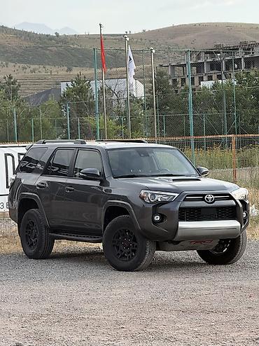 Toyota: Toyota 4Runner: 2023 г., 4 л, Автомат, Бензин, Внедорожник — 4