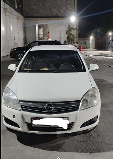 Opel: Opel Astra: 2011 г., 1.6 л, Механика, Бензин, Седан — 4