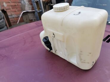 Auto delovi: Posuda prskalice brisaca sa motorom Lada 2121,21213,21214 Niva, br.3 — 4
