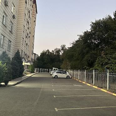Батирлерди ижарага берүү: 2 бөлмө, 5-мкр Менчик ээси, Жаныбарлары жок, 3 айдан баштап, 6 айдан баштап, 1 жылдан баштап, Толугу менен эмереги бар — 3