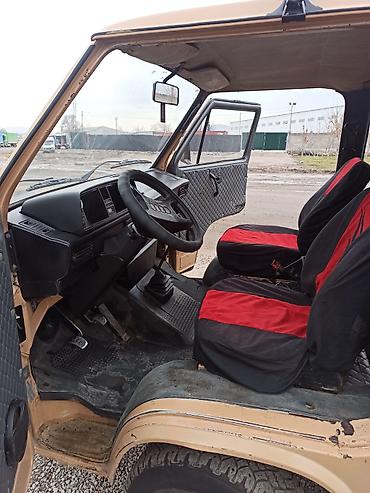 Volkswagen: Volkswagen Transporter: 1985 г., 1.8 л, Механика, Бензин, Минивэн — 18