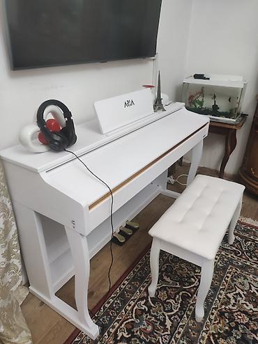 org pa 80: Aria AR-8817 rəqəmsal piano – ağ korpuslu, 88 klavişli model — 5