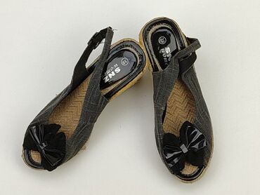 Women's Footwear: Sandals 39, condition - Good