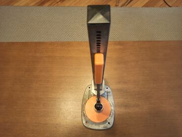 Ostali proizvodi za kuću: Kvalitetna presa za zatvaranje staklenih flaša i 5.000 novih krunastih — 10