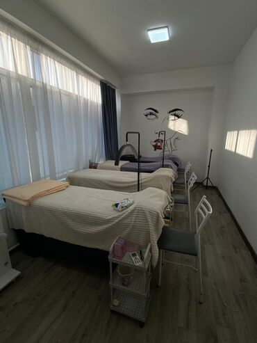 квартира в бишкеке на долгий срок: Сдается кушетка За ТЦ Imoll Уметалиева 89 / Сыдыкова 187 4 этаж Г