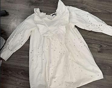 Haljine: Zara letnja haljina, engleski vez, M veličine. Dužina haljine mereno — 6