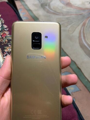 galaxy tab a8: Samsung Galaxy A8 2018, Б/у, 32 ГБ, цвет - Бежевый, eSIM