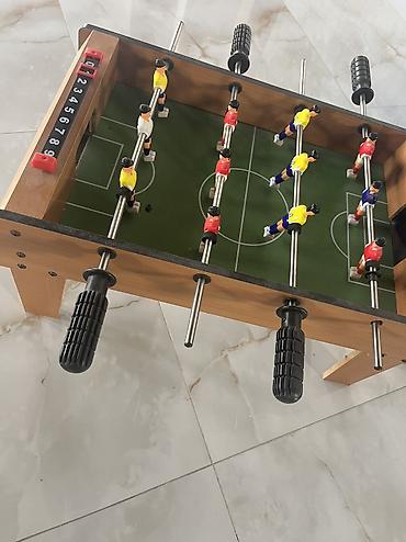 Oyuncaqlar: Footbal oyunu ushaq uchun
ishlenib — 2