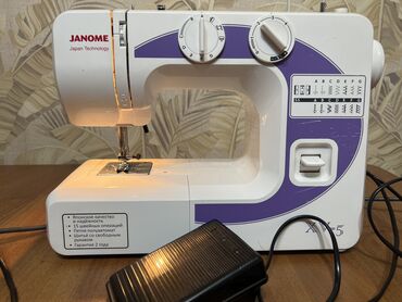 швейная машина бытовая: Швейная машина Janome, Распошивальная машина