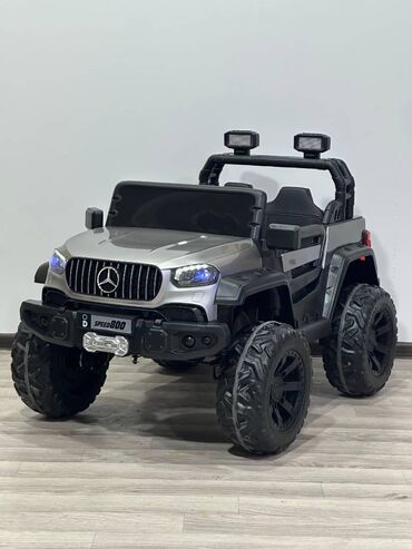 Hovuzlar: 131 sm uzunluqunda olan böyük mercedes modelini təqdim edirik! Topdan