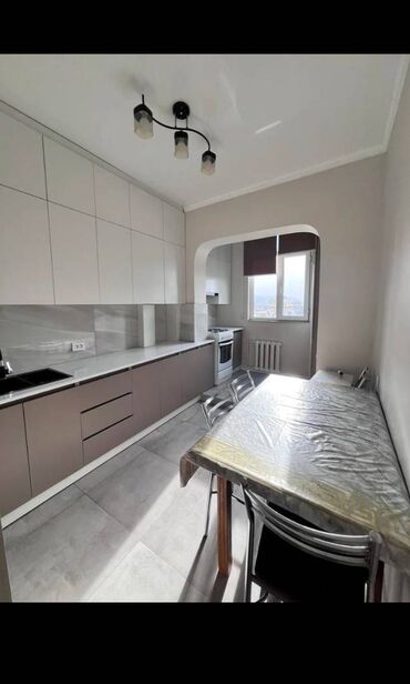 Продажа квартир: 3 комнаты, 68 м², 106 серия улучшенная, 8 этаж, Евроремонт