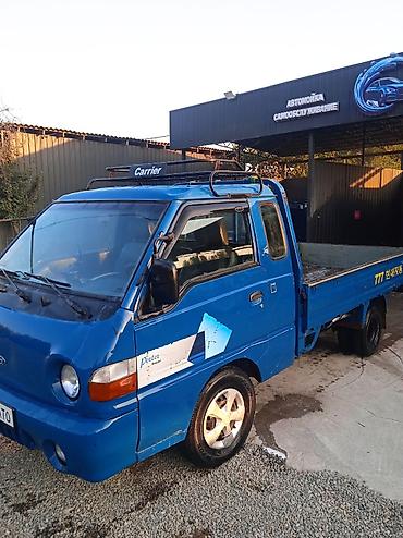 держатель парктроника: Hyundai Porter Super, бортовой грузовик с удлинённой платформой — 1