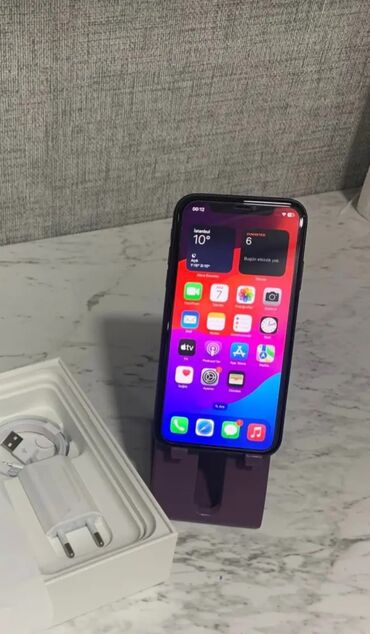 Apple iPhone: IPhone 11, 128 GB, Jet Black, Simsiz şarj, Face ID, Sənədlərlə