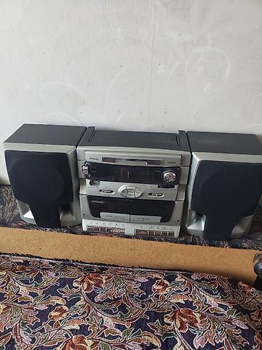cd player купить: Kompakt musiqi mərkəzi – 2 ədəd səsucaldan kolonkadan və əsas blokdan — 1