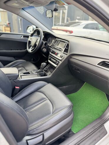 Hyundai: Hyundai Sonata: 2019 г., 2 л, Типтроник, Газ, Седан — 9