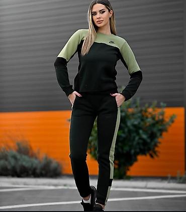 Trenerke: Muške komplet trenerke M, L, XL, 2XL Cena 3000 dinara Ženske komplet — 14