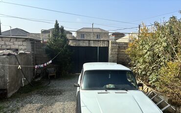 Həyət evləri və villaların satışı: 3 otaqlı, 200 kv. m, Orta təmir — 2