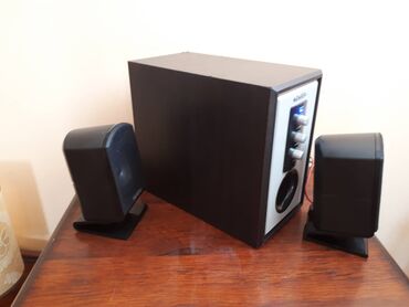 Zvučnici i stereo sistemi: Svi uredjaji potpuno ispravni. Microlab (Slike 1. 2. 3. i 4. ) -  na lalafo.rs — 3 Zvučnici i stereo sistemi: Svi uredjaji potpuno ispravni. Microlab (Slike 1. 2. 3. i 4. ) -  — 3