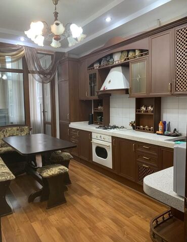квартира в аренду в оше: 4 комнаты, Агентство недвижимости, Без подселения, С мебелью полностью
