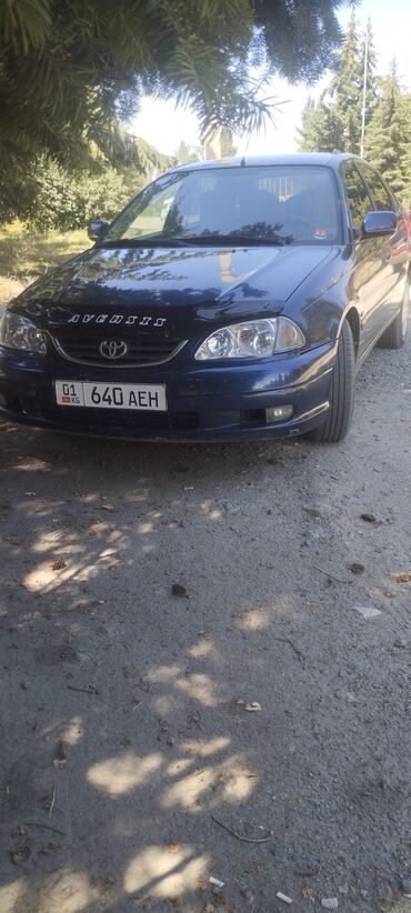 автомобили тайота: Toyota Avensis: 2002 г., 1.8 л, Механика, Бензин, Хэтчбэк