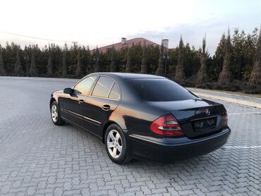 Mercedes-Benz E-Class: 2003 г., 2.6 л, Автомат, Бензин, Седан
