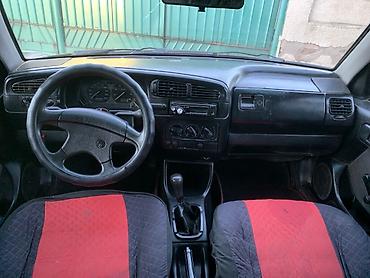 matiz diska: Volkswagen Vento: 1992 г., 1.8 л, Седан — 7