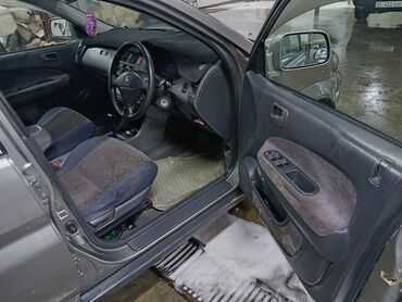 Honda: Honda HR-V: 2000 г., 1.6 л, Вариатор, Бензин, Универсал