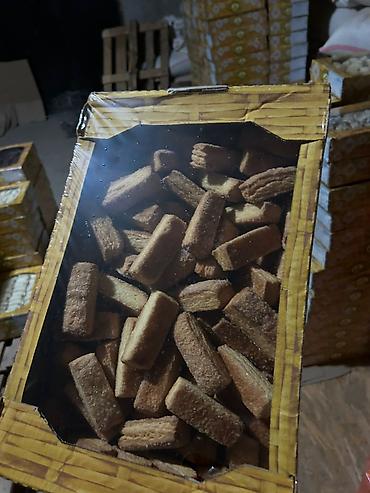 Кондитерские изделия, сладости: Ассорти печенья в коробках. Варианты: - Печенье «Невеста» (указано на — 17