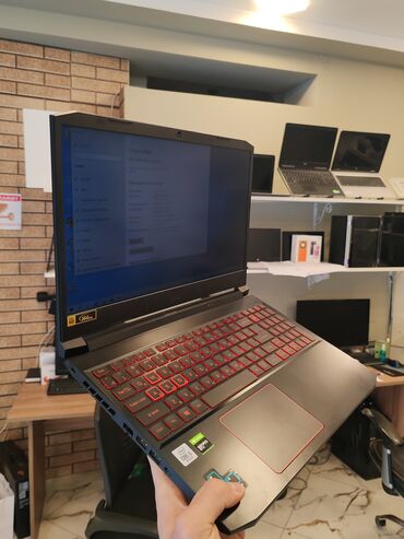 Acer: İşlənmiş Acer Nitro, 15.6 ", Intel Core i5, 256 GB