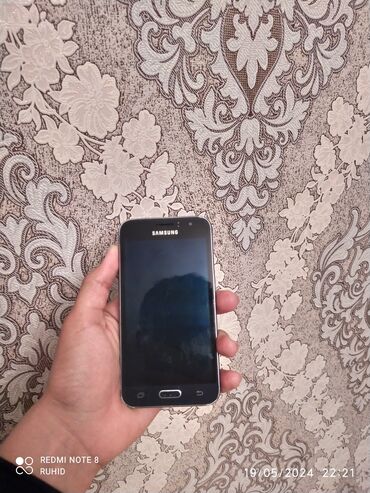 samsung watch 4: Samsung Galaxy J1 2016, 8 GB, rəng - Qara, Qırıq, Sensor, İki sim kartlı