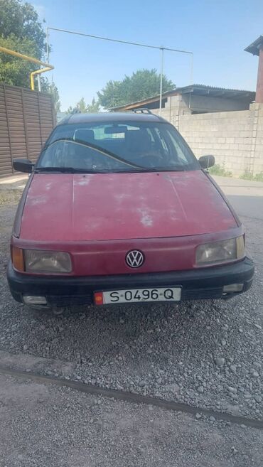 радиаторы отопления бу: Volkswagen Passat: 1989 г., 1.8 л, Механика, Бензин, Универсал