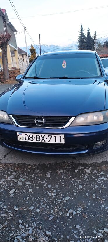 tecili satilan masinlar: Opel Vectra: 0.2 l | 1999 il 24500 km Sedan