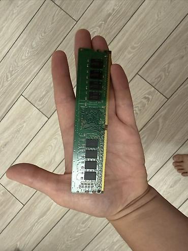 2666: Оперативная память (RAM) для ПК, Б/у, Crucial, 16 ГБ, DDR4, 2666 МГц — 2