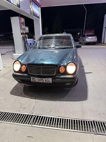 мерс 218: Mercedes-Benz E-Class: 1998 г., 2 л, Механика, Бензин, Седан — 3