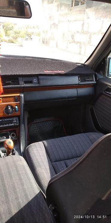 220000: Mercedes-Benz W124: 1992 г., 2.3 л, Механика, Газ, Седан — 9