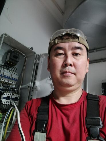 Электрики, электромонтажники: Электрик. Больше 6 лет опыта — 2