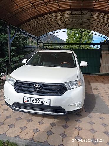 bridgeston: Toyota Highlander: 2011 г., 3.5 л, Автомат, Бензин, Внедорожник — 2