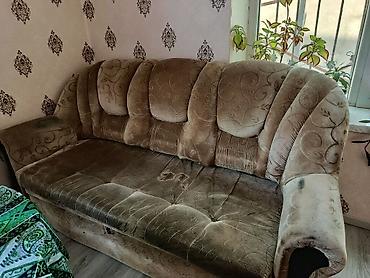 klassik mebel: Uğurlu komfort üçün yumşaq oturacaqlı divan–kreslo dəsti - Rəng — 2
