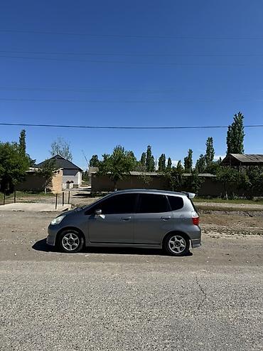 Honda: Honda Fit: 2003 г. — 6