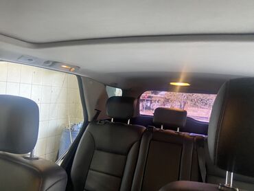 Mercedes-Benz: Mercedes-Benz ML (W164) – qara rəngli, 5 qapılı premium SUV. Xarici — 7