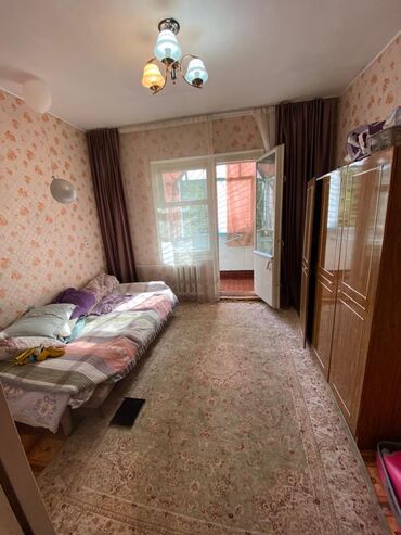сколько стоит двухкомнатная квартира в бишкеке в Кыргызстан | Продажа квартир: 2 комнаты, 47 м², Индивидуалка, 1 этаж, Старый ремонт, Центральное отопление