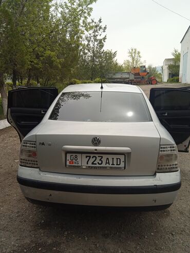 Volkswagen Passat: 1999 г., 1.8 л, Механика, Бензин, Седан