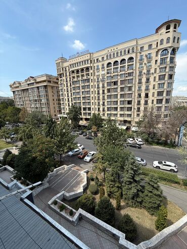 срочна прадаю дом: 2 комнаты, 57 м², Индивидуалка, 5 этаж, Косметический ремонт