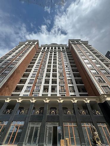 жк роял: 4 комнаты, 153 м², ул. Ахунбаева / Малдыбаева Элитка, 5 этаж, ПСО (под самоотделку) — 1
